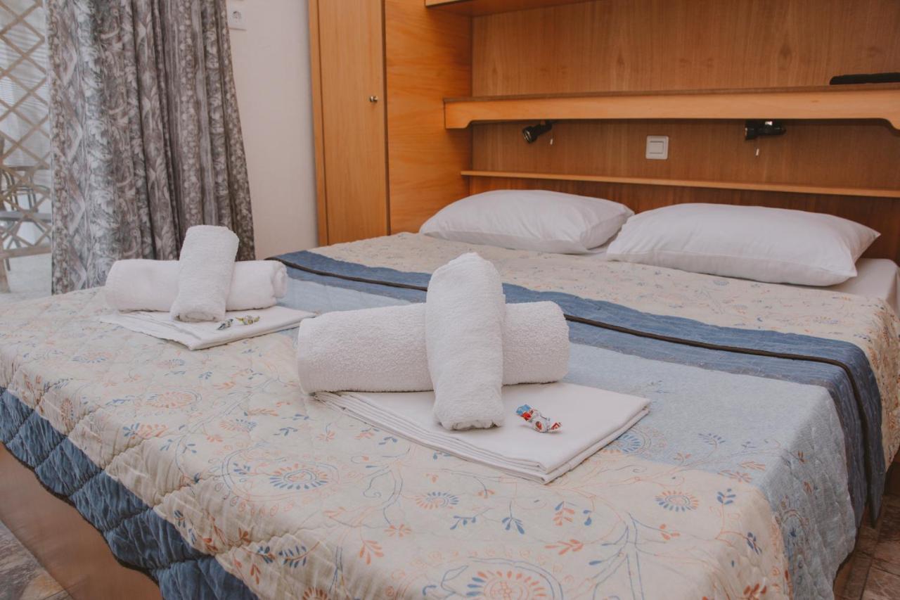 Apartments Tania ปาลาเรีย ดิโอนิซีอู ภายนอก รูปภาพ